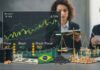 Ibovespa fecha em leve alta e dólar recua
