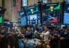 Wall Street fecha em alta com Nasdaq e S&P em novos recordes
