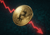 Bitcoin cai 10% na semana e mercado cripto sofre liquidações bilionárias